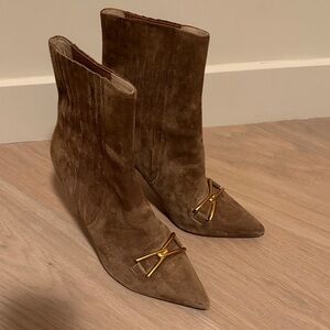Veronica Beard Brown Suede Ankle Boots